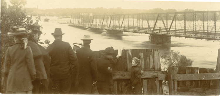 Northwestern Bridge